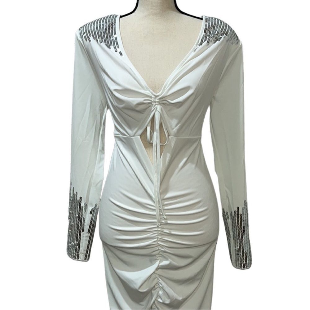 FTF Sequin Detail Keyhole Gown (flawed) - Picture 3 of 16